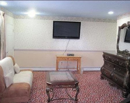 The Parsippany Inn And Suites Morris Plains Esterno foto